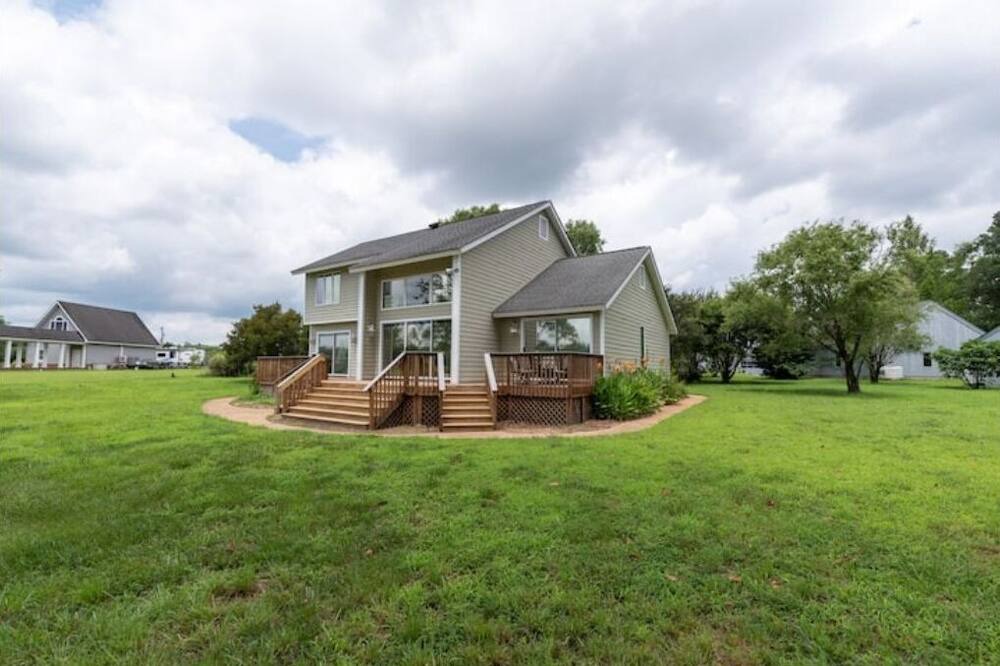 Photo of Outdoor in Ware