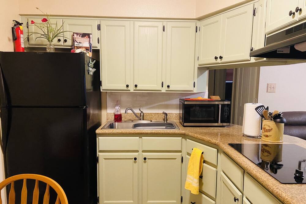 Photo of Kitchen in Eastern Division