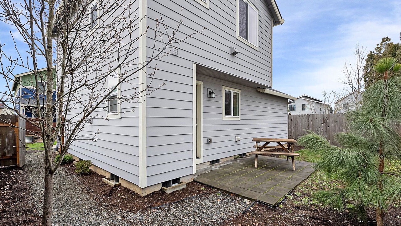 Photo of Outdoor in Foster - Powell