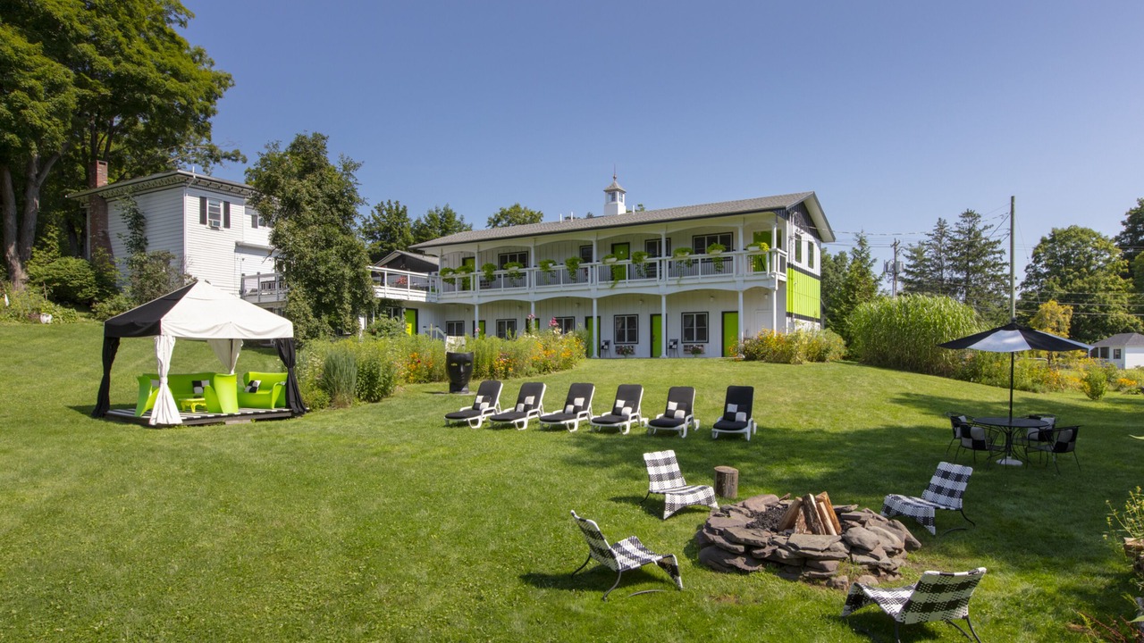 Photo of Outdoor in Roxbury