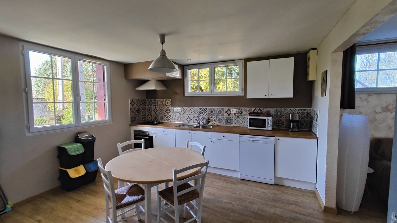 Photo of Kitchen in Beaumont-sur-Leze