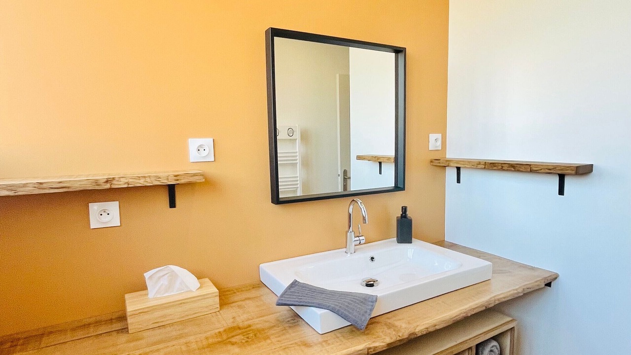 Photo of Bathroom in Mansigne