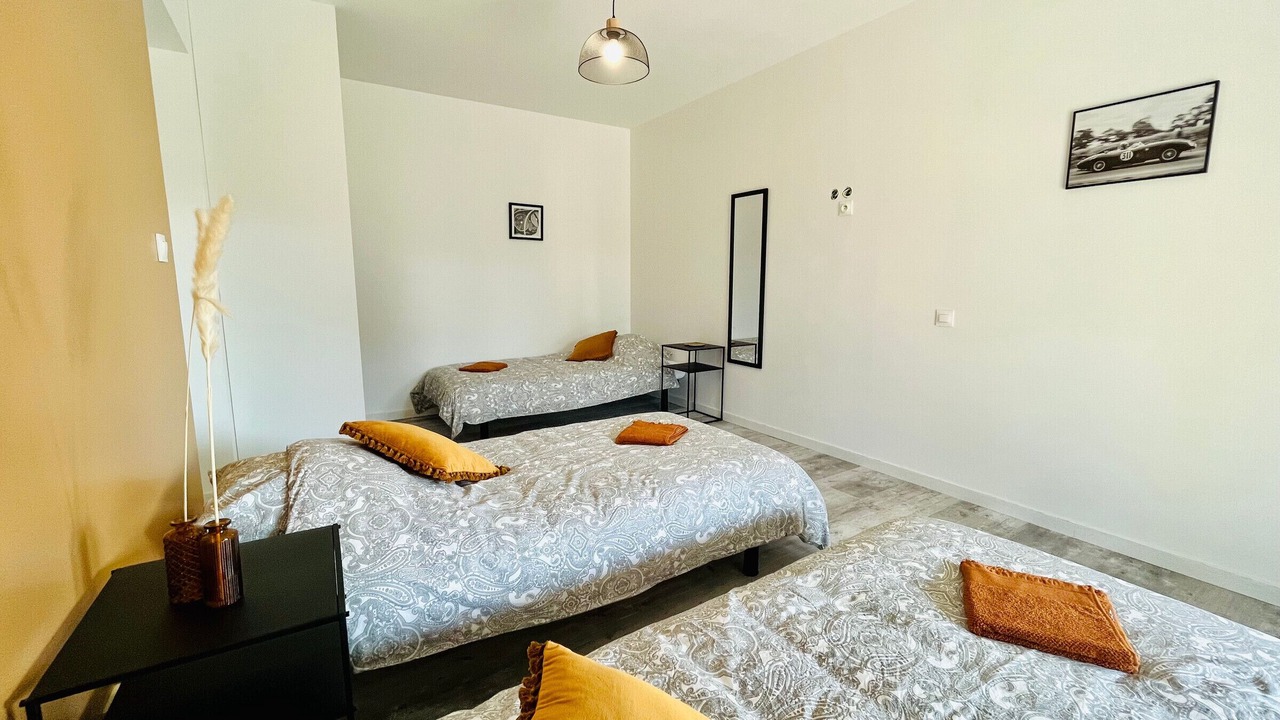 Photo of Others in Mansigne