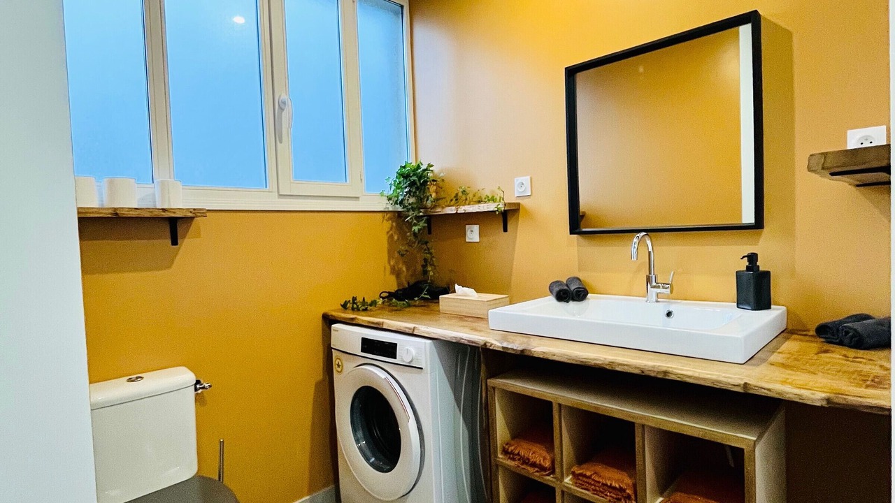 Photo of Others in Mansigne