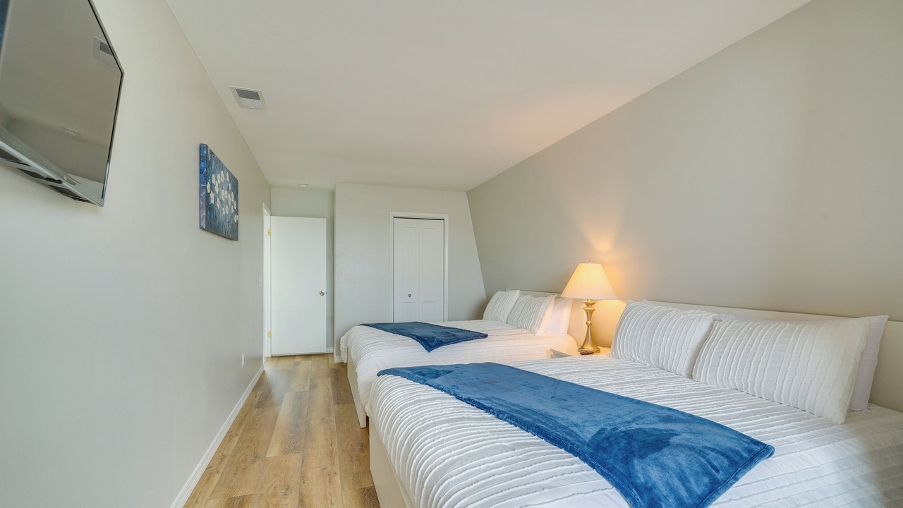 Photo of Others in Spring Hill