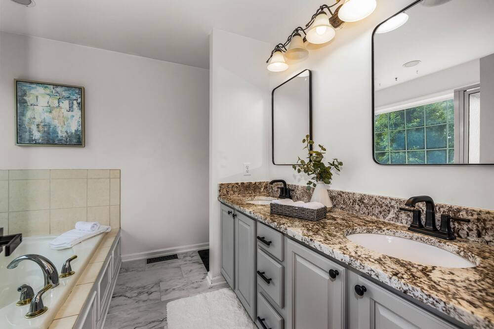 Photo of Bathroom in Oxford