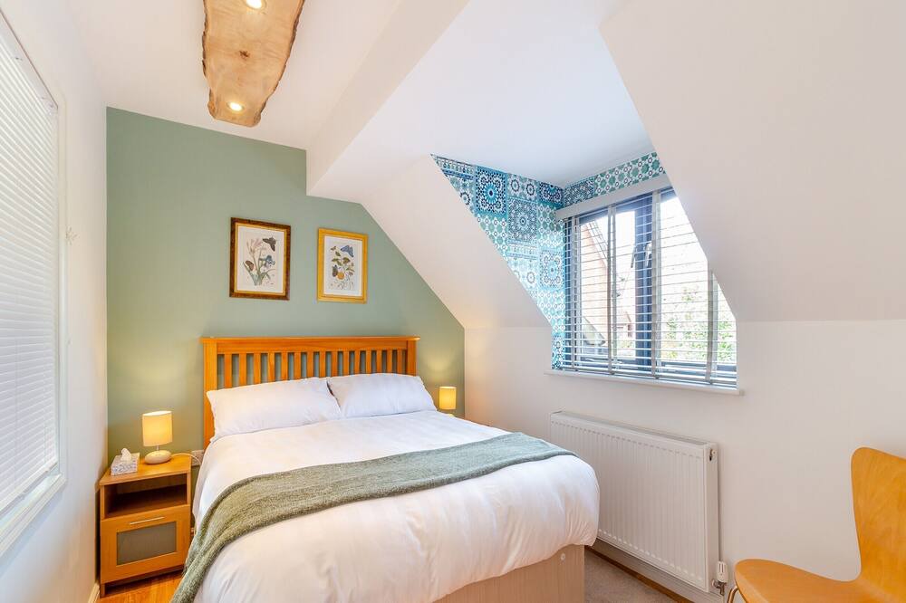 Photo of Bedroom in Langstone