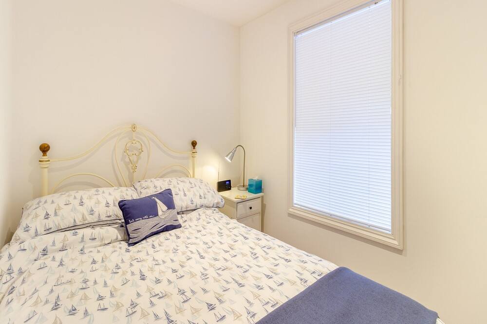 Photo of Bedroom in Langstone