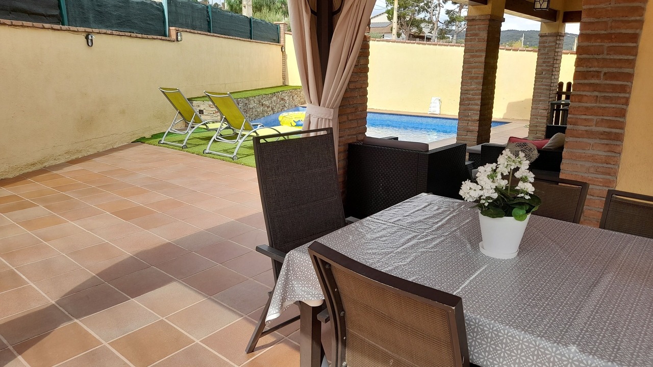 Photo of Outdoor in Albinyana