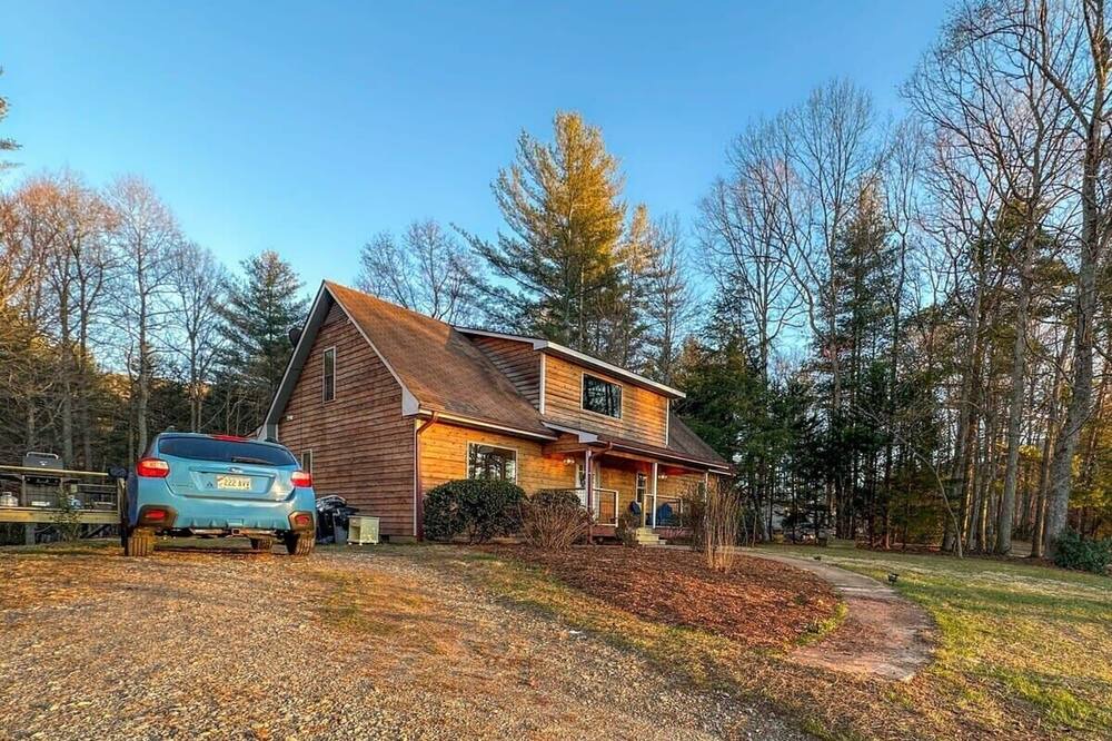 Photo of Outdoor in Fletcher