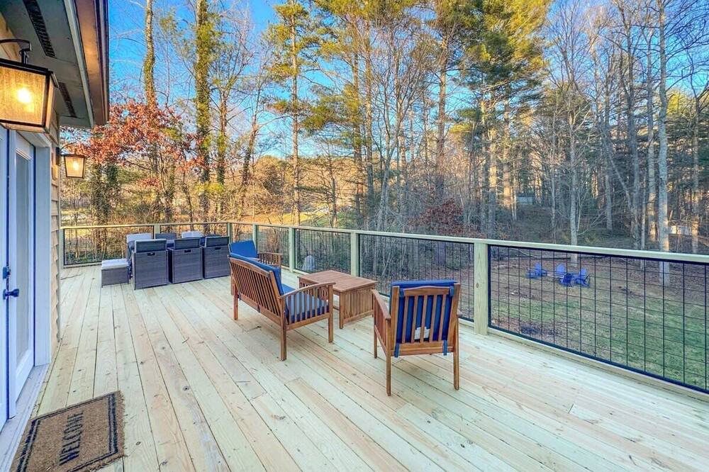 Photo of Outdoor in Fletcher