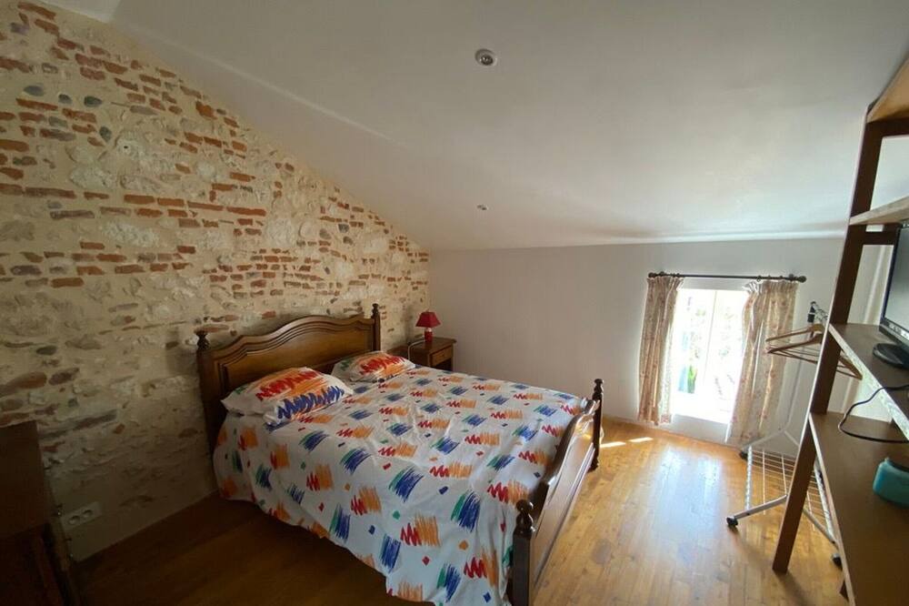 Photo of Bedroom in Auvillar