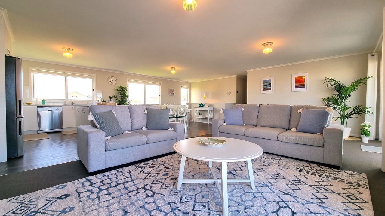 Photo of Livingroom in Sunderland Bay