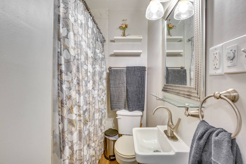 Photo of Bathroom in West Eugene