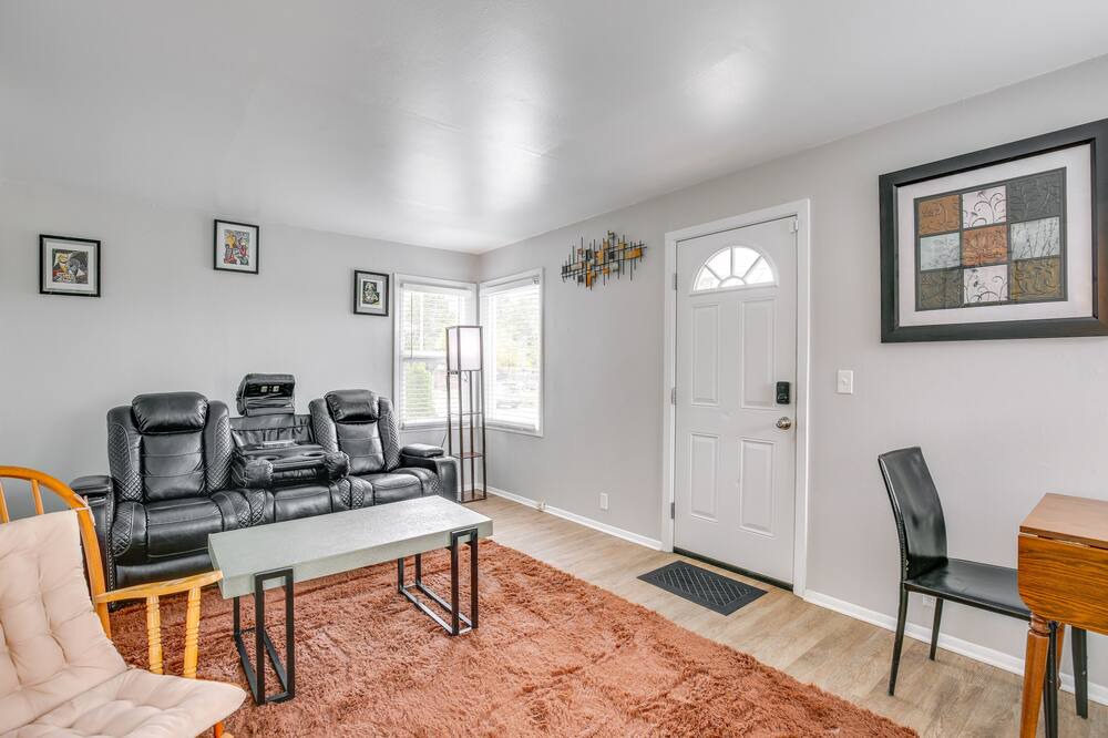 Photo of Livingroom in West Eugene