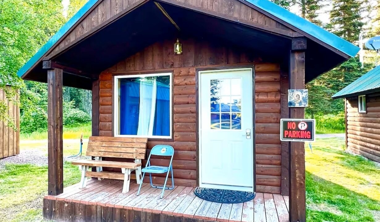 Photo of Patio Balcony in West Glacier