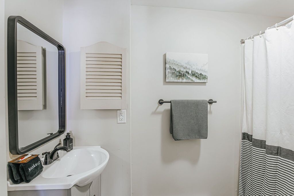 Photo of Bathroom in Faber