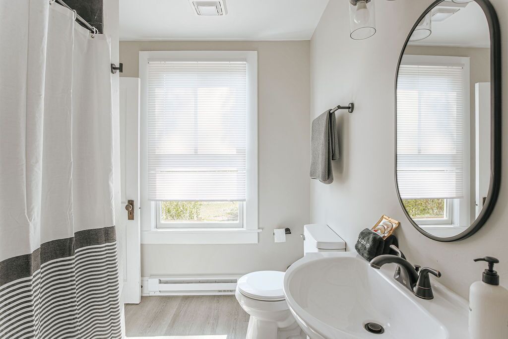 Photo of Bathroom in Faber