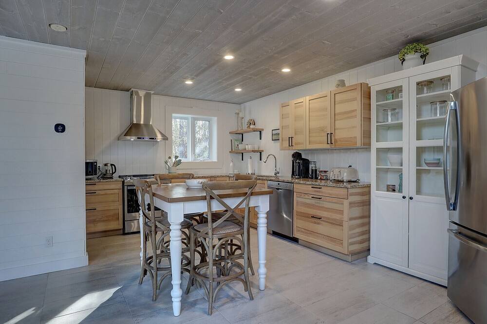 Photo of Kitchen in Stanstead Township