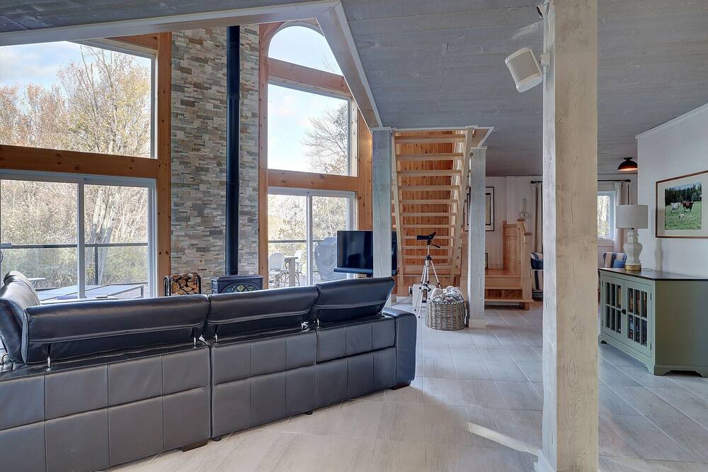 Photo of Kitchen in Stanstead Township