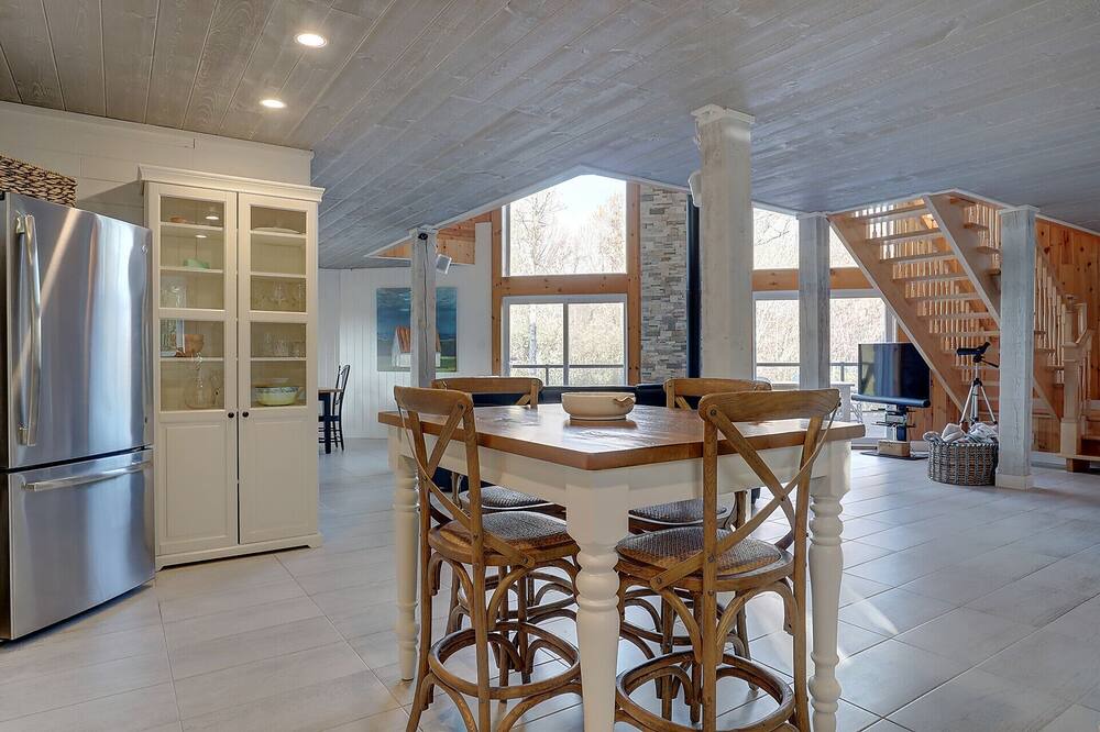Photo of Kitchen in Stanstead Township