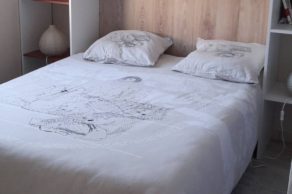 Photo of Bedroom in Bouges-le-Chateau