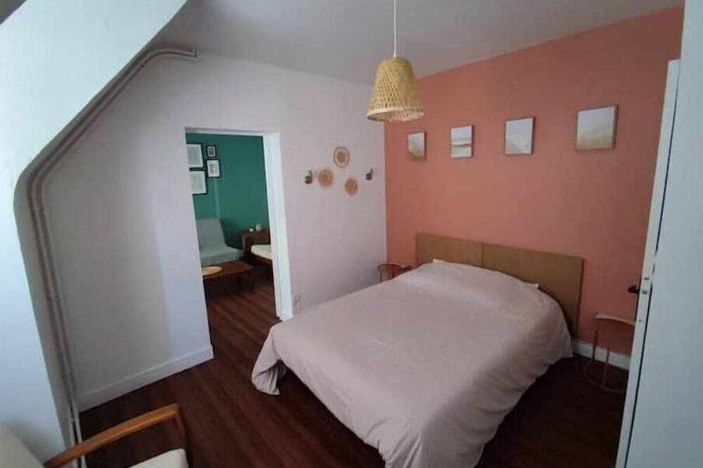 Photo of Bedroom in Saint-Valery-en-Caux