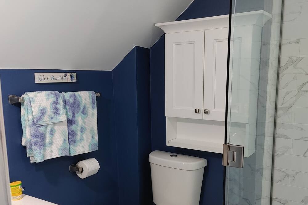 Photo of Bathroom in Owen Sound