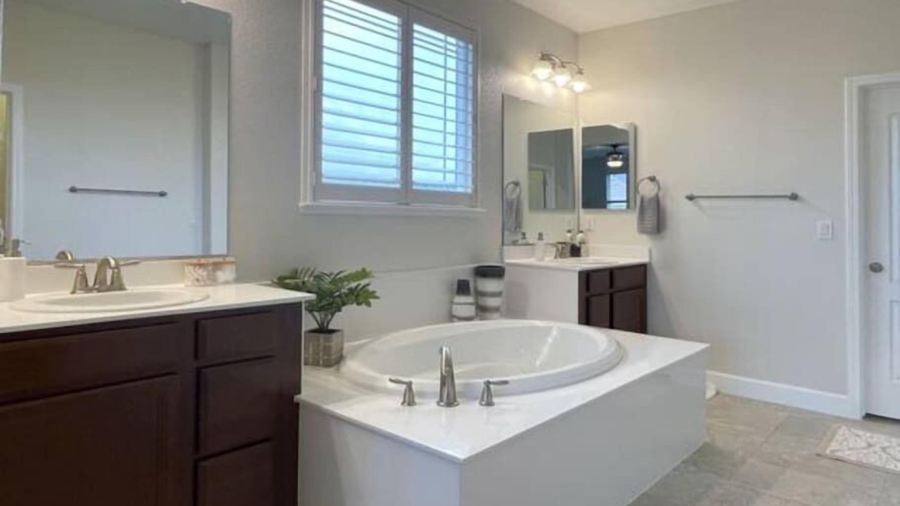 Photo of Bathroom in Lincoln