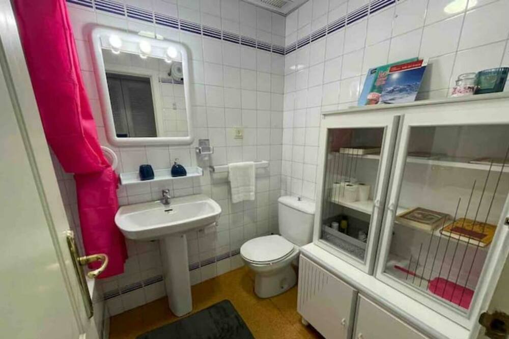 Photo of Bathroom in Candanchu