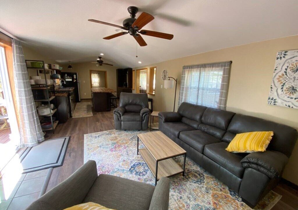 Photo of Livingroom in Battle Lake