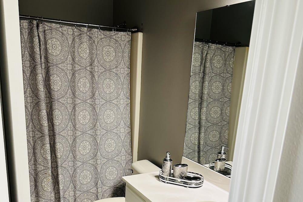 Photo of Bathroom in Bryant