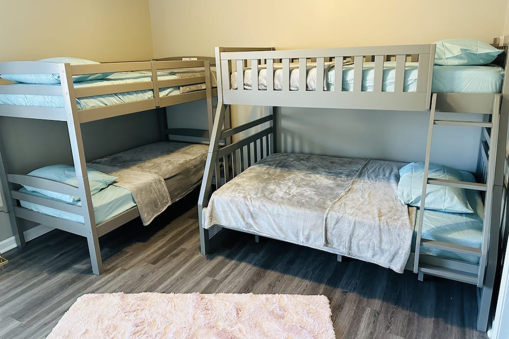 Photo of Bedroom in Bryant
