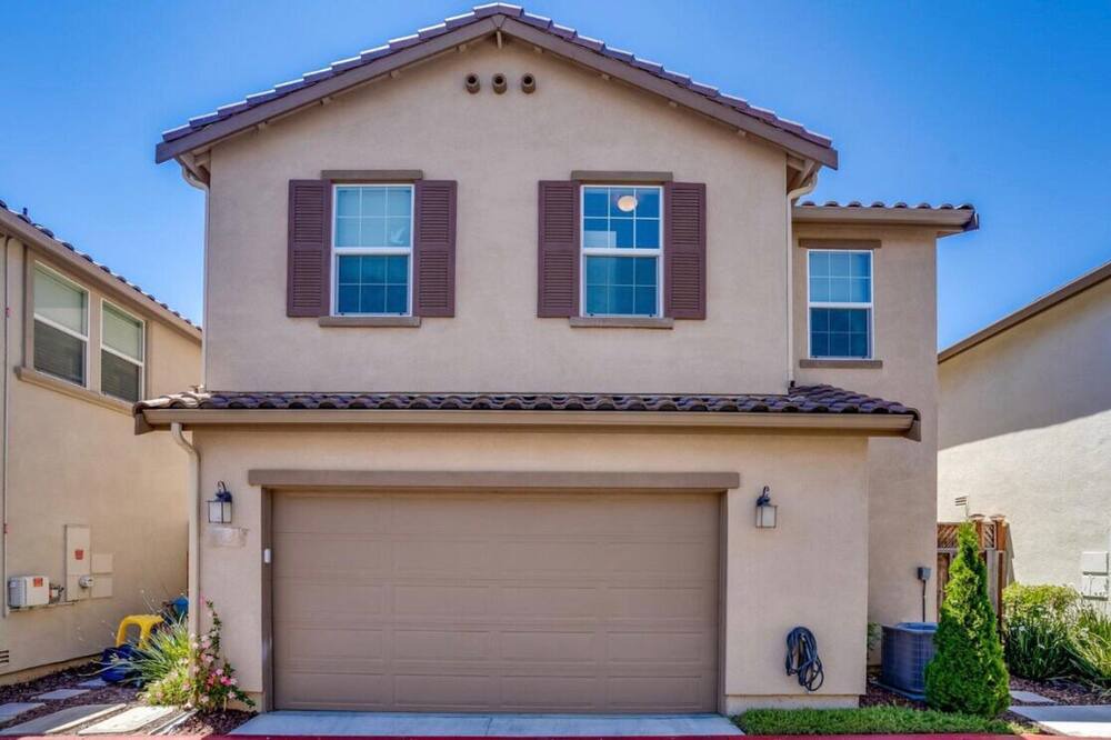 Photo of Outdoor in Gilroy