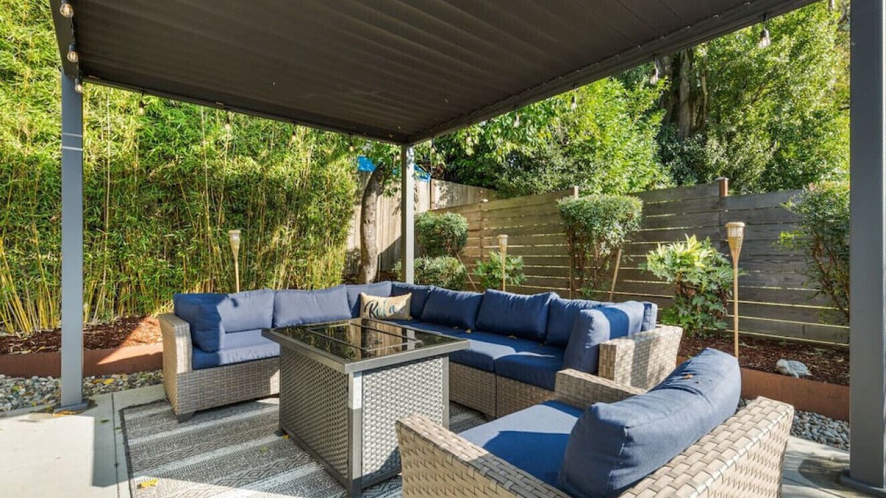 Photo of Patio Balcony in Central District