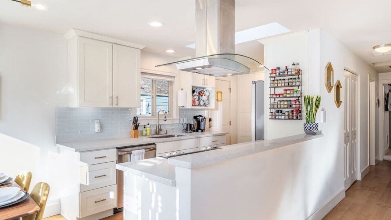 Photo of Kitchen in Central District