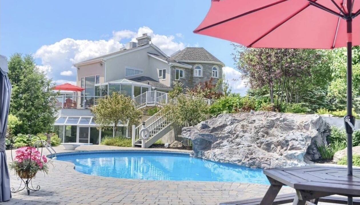 Photo of Outdoor in Cheneville