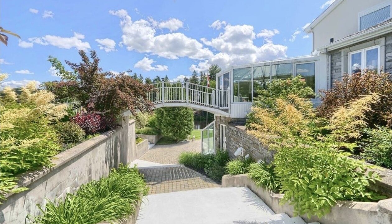 Photo of Outdoor in Cheneville