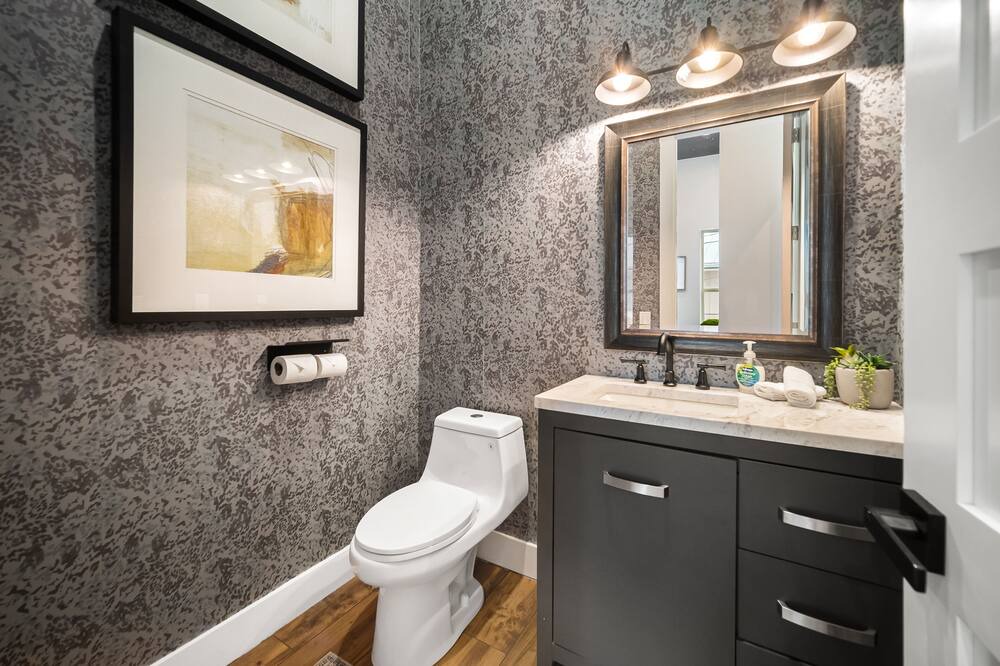 Photo of Bathroom in Pedernales Bend
