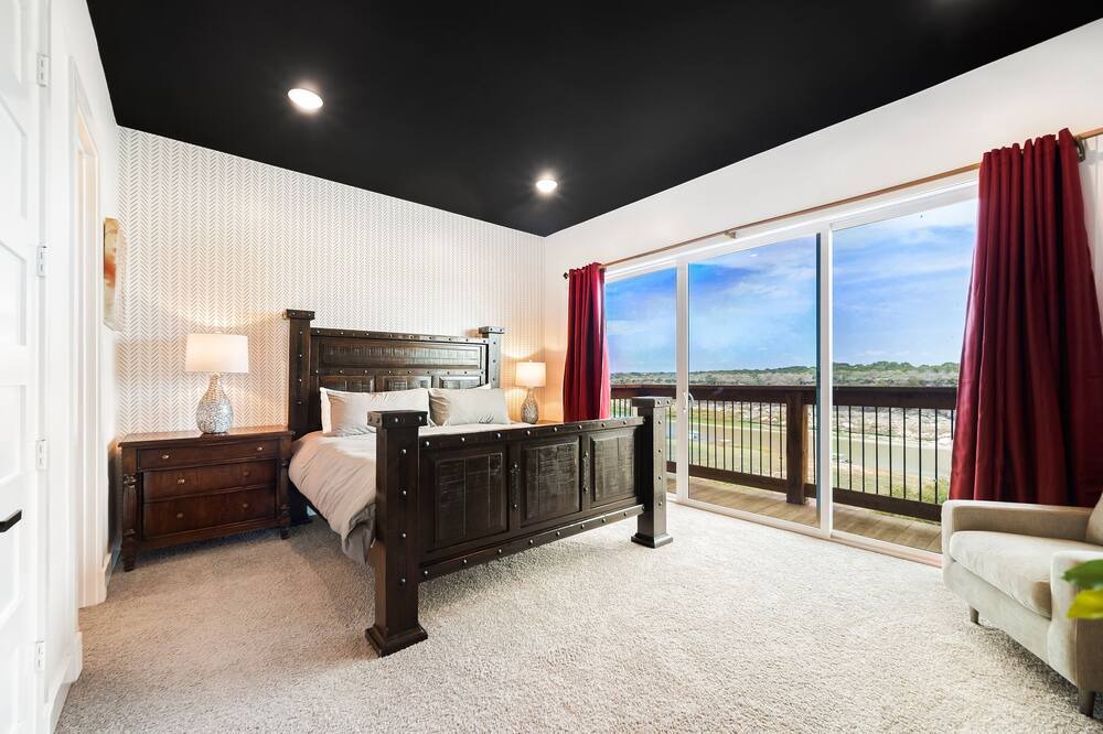 Photo of Bedroom in Pedernales Bend