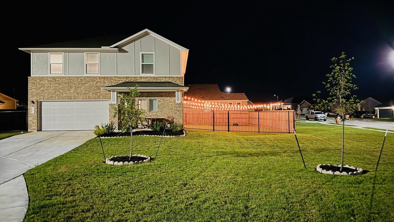 Photo of Outdoor in Del Valle