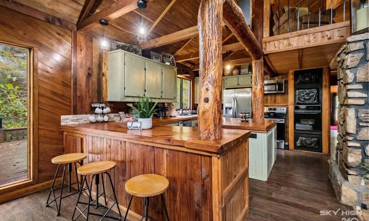 Photo of Kitchen in Compton