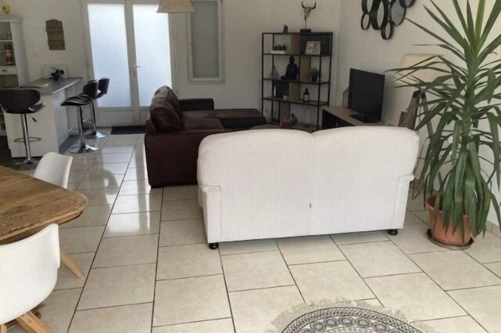 Photo of Livingroom in Chambray-les-Tours