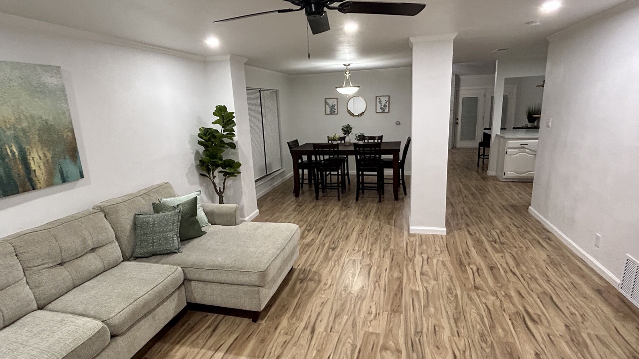 Photo of Livingroom in Mesquite