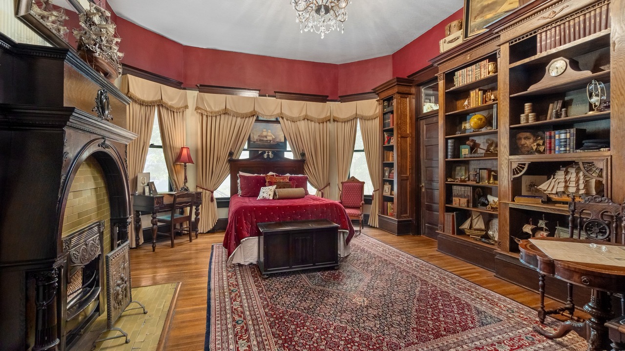 Photo of Bedroom in Hattiesburg