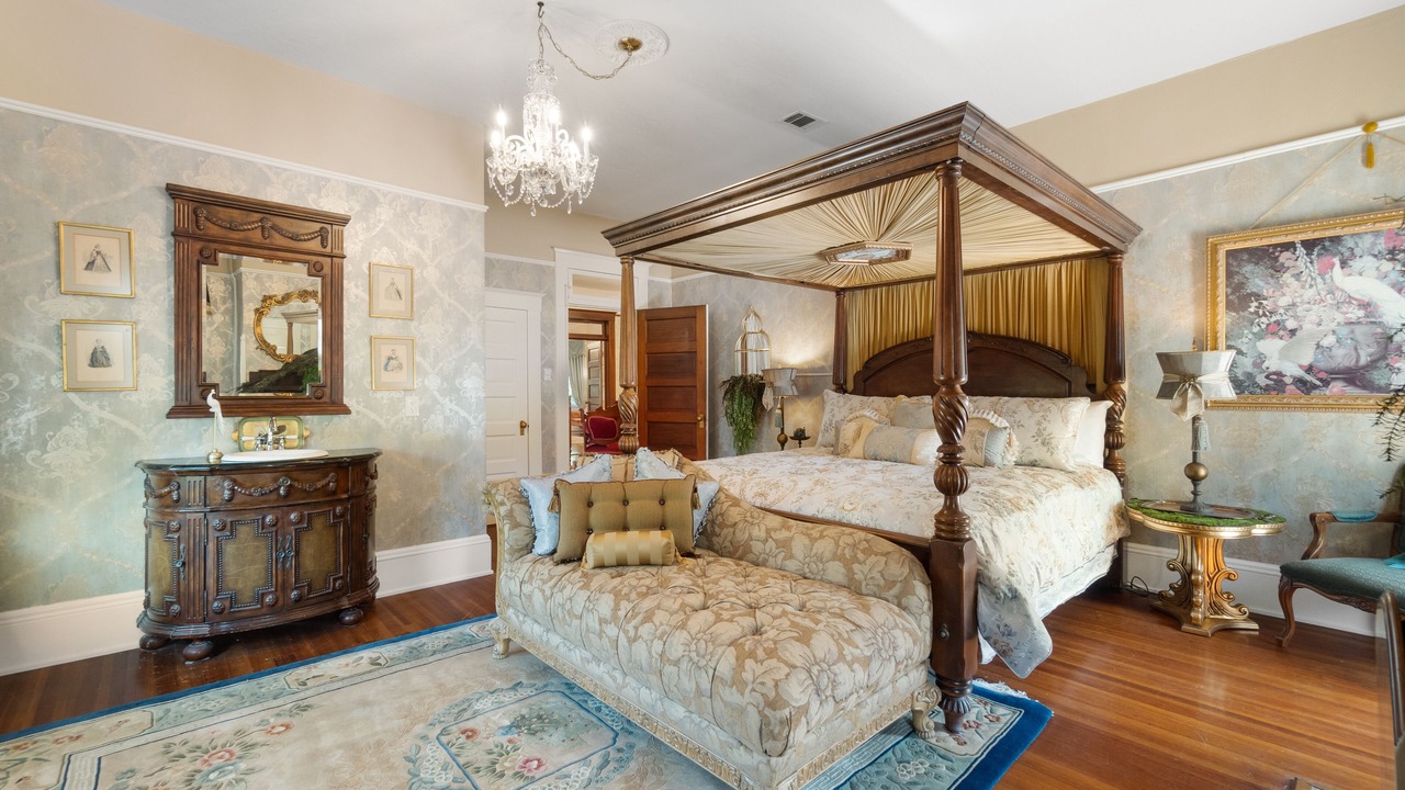 Photo of Bedroom in Hattiesburg