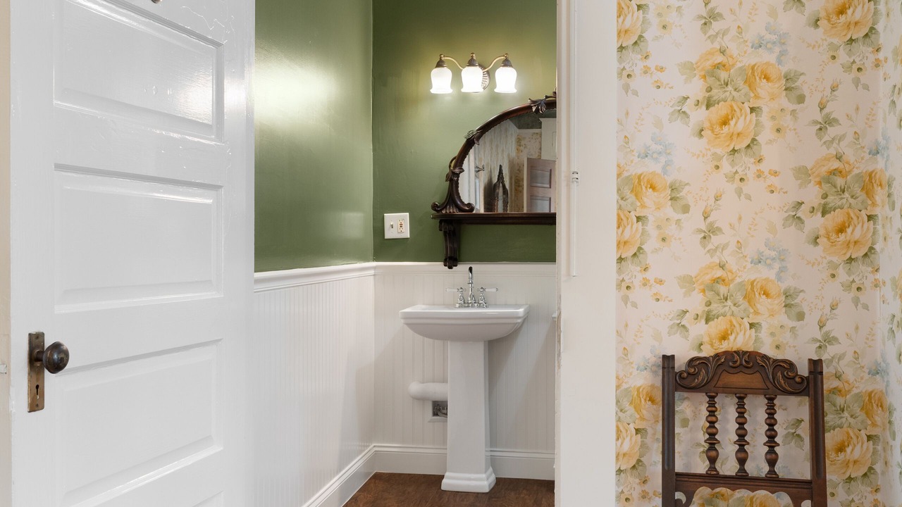 Photo of Bathroom in Hattiesburg