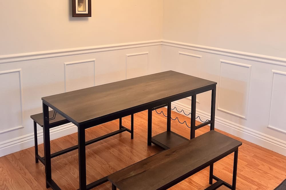 Photo of Others in Upper Dimond