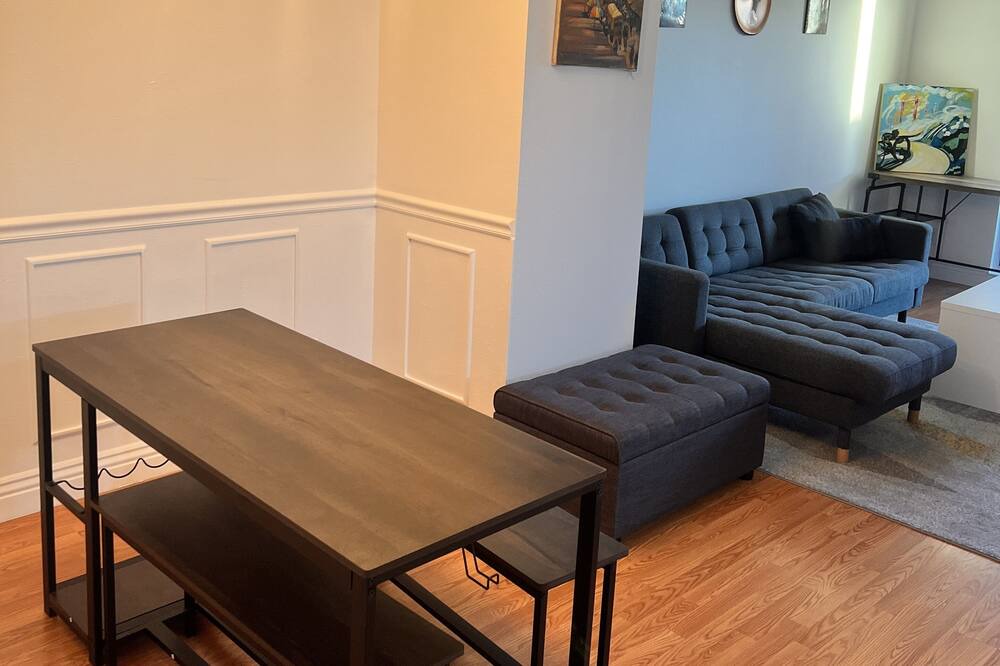 Photo of Others in Upper Dimond