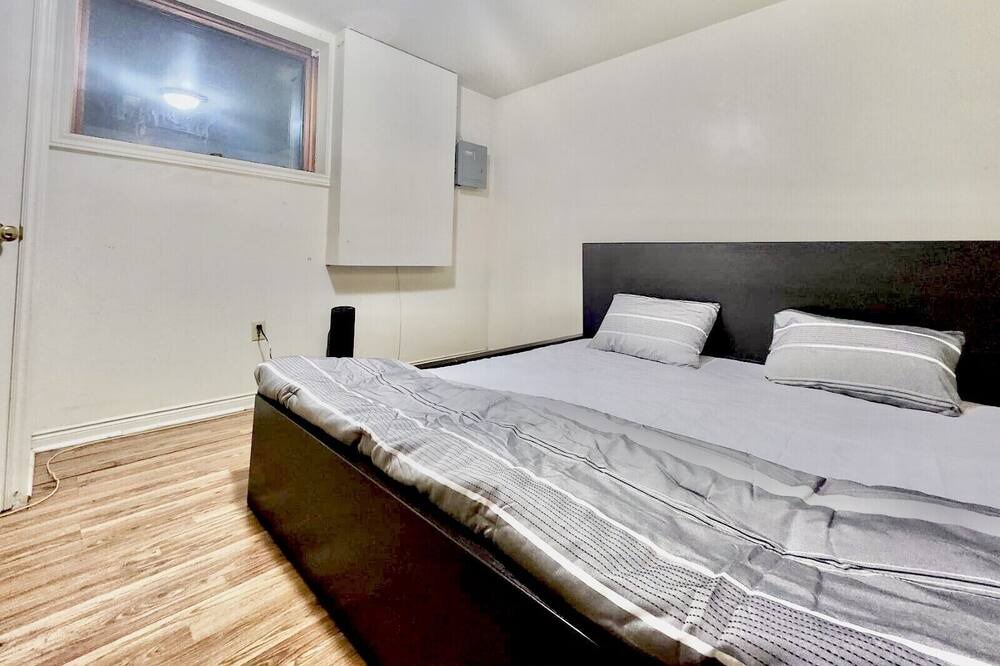 Photo of Bedroom in Sharon